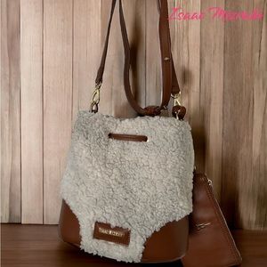Isaac Mizrahi Brown Teddy bucket bag